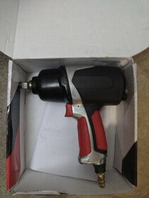 Pneumatický rázový utahovák