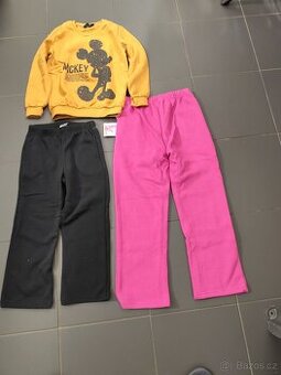 mikina mickey mouse a cerne teplaky