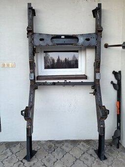 L200 Rám / Šasi  polka rámu