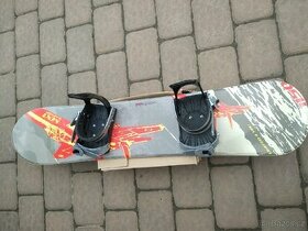 Dětský snowboard + boty