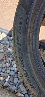 245/45/19 Pirelli P ZERO 102Y - 1