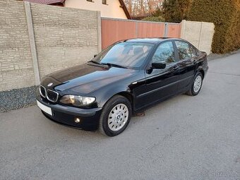 Benzínové BMW 318i ... 153042km