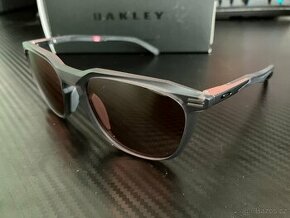 Prodám nové sluneční brýle OAKLEY THURSO