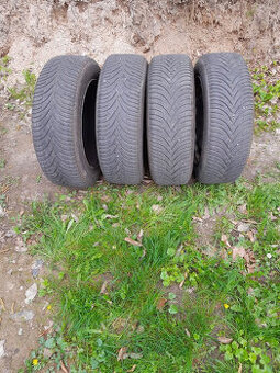 195/60/R16 89H BFGoodrich 4 ks zimní
