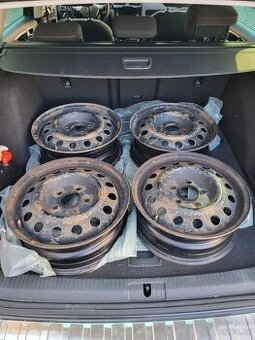 Ocelové disky Kia 5x114,3 51/2JX15CH ET47