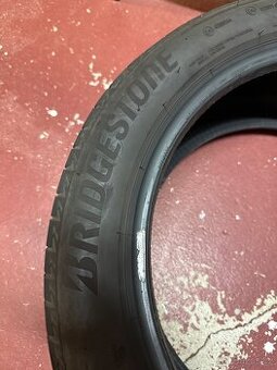 4x Brigdgesrone 245/45 R18 100Y cena za všechny