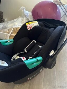 Autosedačka Cybex Aton B2 + isofix základna