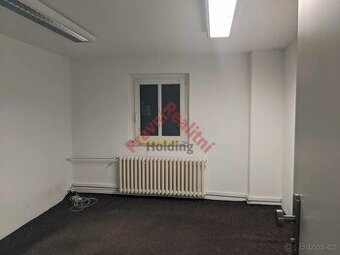 Pronájem kanceláře 15 m2, Třída Míru, Pardubice