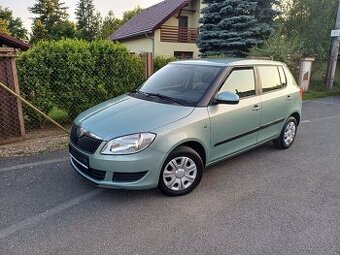 Škoda fabia FACELIFT 1.2 ...rok 2012
