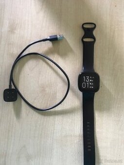 Prodám Fitbit Versa 3