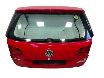 Páté dveře červená barva LY3D VW Passat B7 kombi 2011