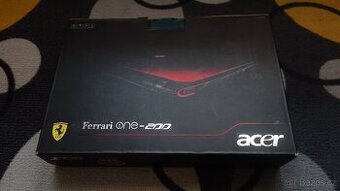 Ferrari Acer one - 200 》 komplet balenie 》laptop 》 notebook