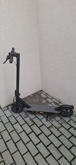 Elektrokoloběžka SENCOR ONE 2020