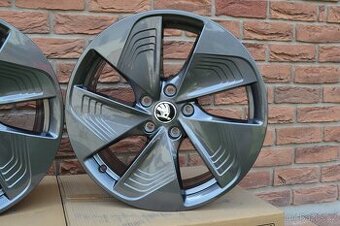5x112 R18 Originální hliníkové disky Škoda Octavia 3/4