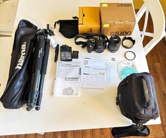 Nikon D5100 + příslušenství