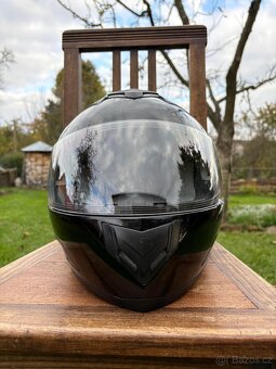 Přilba na motorku