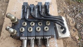 Hydraulický rozvaděč Danfoss