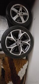 Zimní komplet na Citroën C5, C6 245/45 r18 5x108