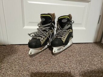 Brusle Mission AMP Flyweight vel. 44