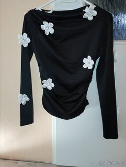 Krásná nová halenka