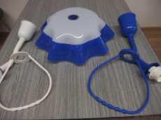 SUKÝNKA BÍLÁ S VZOR MODRÉ ČTVEREČKY 13.