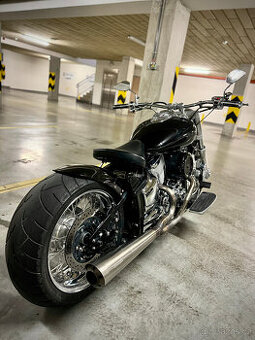 Yamaha XVS 1100 Dragstar