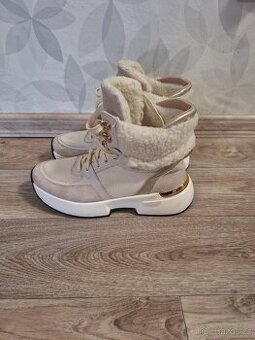 Dámské zimní boty