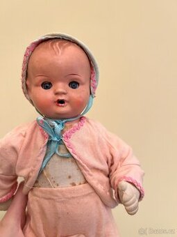 Mrkací panenka na klíček