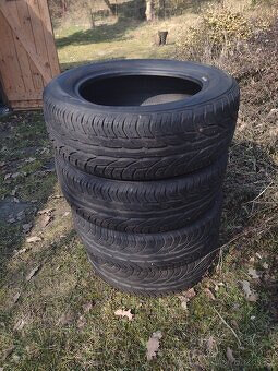 Sada letních pneu Uniroyal 15. Dezen 70%., jen 1190kč