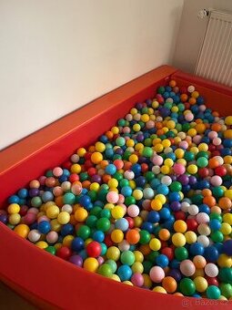 Balónky do suchého bazénu