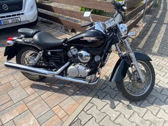 🏍️ Honda Shadow 125 (1999) – krásný stav, brašny, připraven