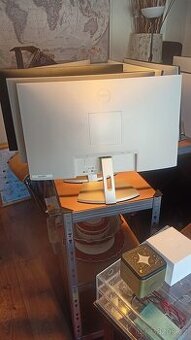 8x Dell Monitor - funkční sleva za celek
