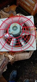 Halový ventilátor odsavač