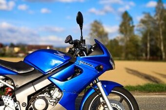 Honda cbr125r