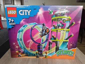 LEGO® City 60361 Nejbláznivější kaskadérská výzva+dárek