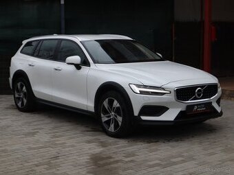 Volvo V60 Cross Country 2.0d Po rozvodech AWD, DPH