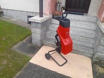 Zahradní drtič Einhell GH-KS 2440