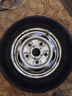 letní pneu 195/70C R15 s disky na Ford Transit