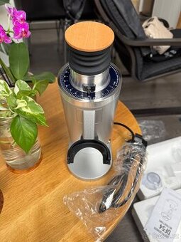 DF54 Coffee Grinder - 1