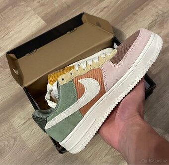 Dámské boty Nike Air Force One - 1