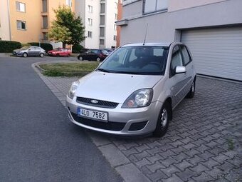 Ford fiesta 1.3 rok 2009