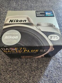 Nikon F75 a Nikkor 28-100