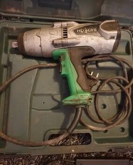 Rázový utahovák Hitachi WR22SA