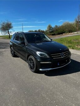Mercedes Ml 63 AMG 710PS r.v.2012