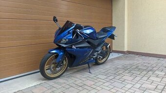 Yamaha YZF R125