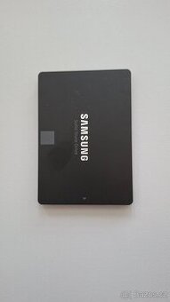 SSD disk Samsung 850 EVO 1TB - 4KS (cena za ks)