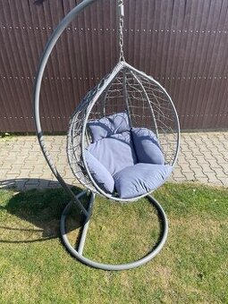 Závěsné houpací hnízdo