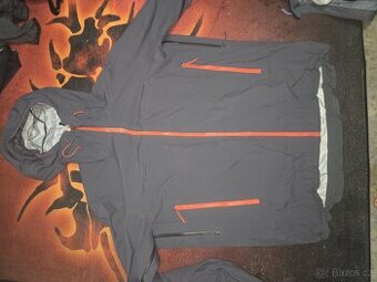 The North Face bunda j.goretex vel . XXL stav 8/10 , stav vi