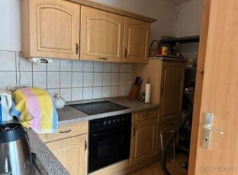 Menší rustikální kuchyňka se spotřebiči, 5432