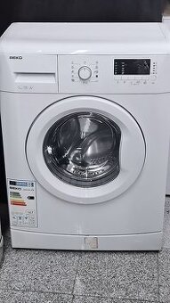 Automatická pračka BEKO, display, hl.38